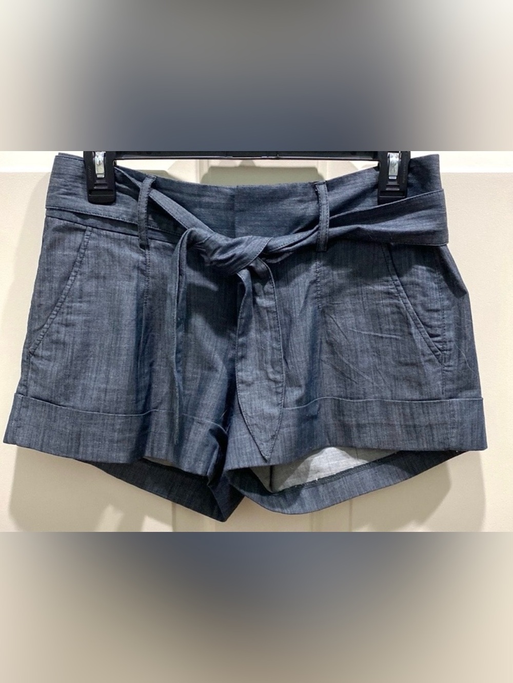 Banana Republic Martin Fit Grey Chambray 2 Preppy Chic Coastal Tailored Shorts